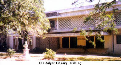 Thư Viện Adyar